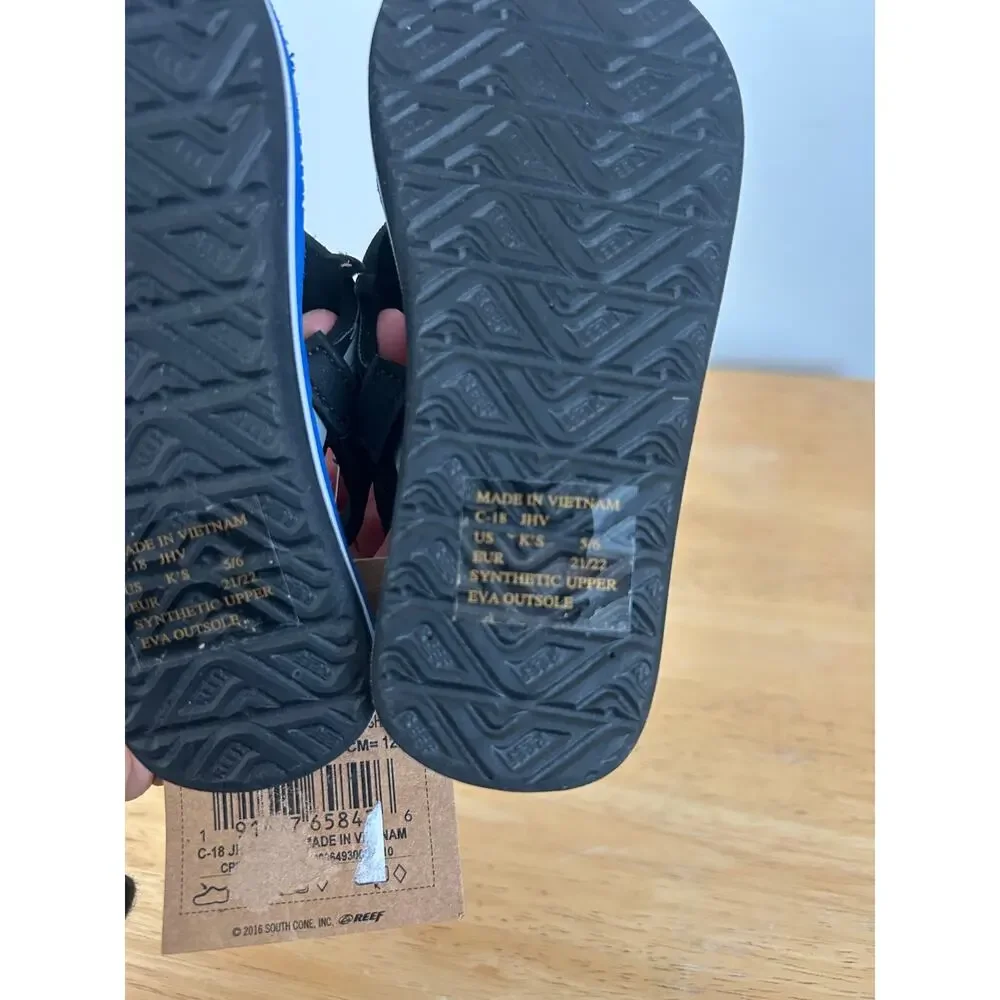 Reef Ahi Shark Toddler Sandals Sling Back Flip Flops NEW Size 5/6